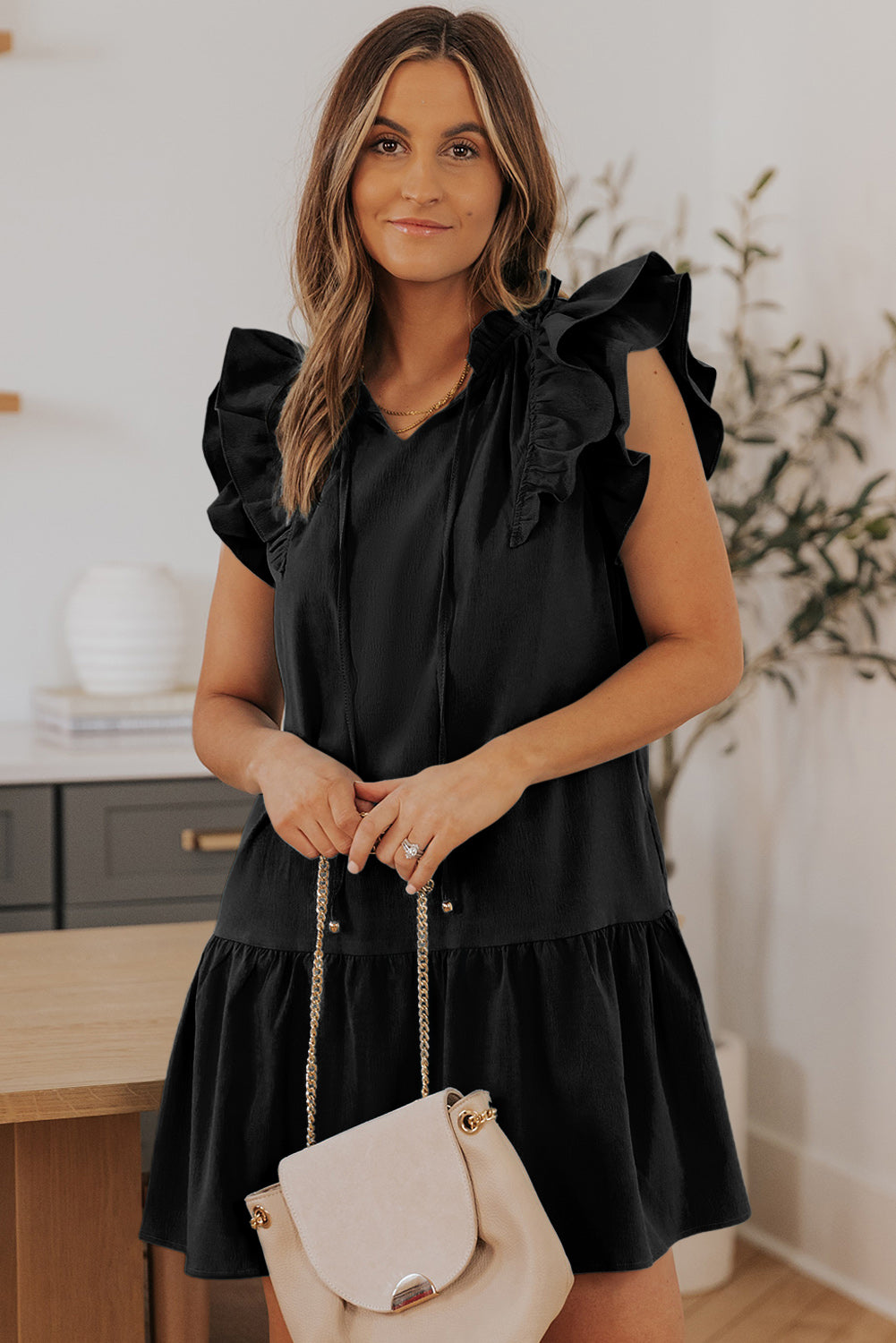 Mini Dress, Ruffled Sleeves with pockets, Black!