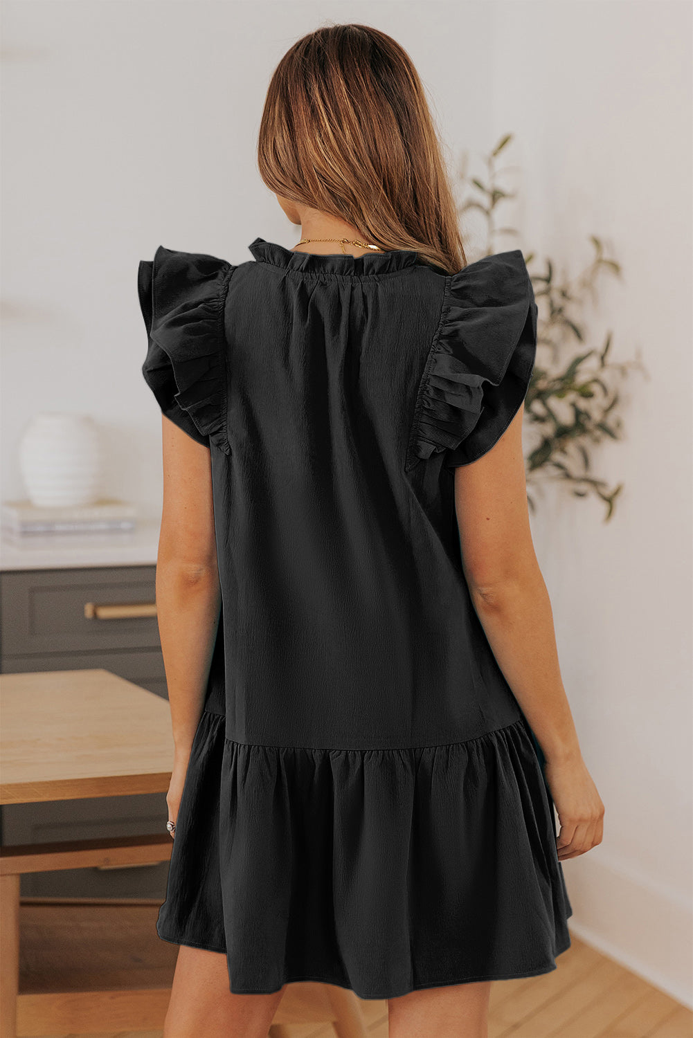 Mini Dress, Ruffled Sleeves with pockets, Black!